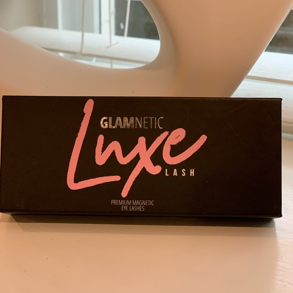 Glamnetic - Magnet Full Eyelashes in Style - Picture 2 of 2